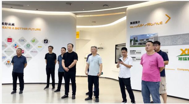 【米兰官方网站(中国)新闻】热烈欢迎力源集团鸭事业部杜飞兵总经理率领米兰平台管理团队一行莅临米兰官方网站(中国)集团开展参观交流活动